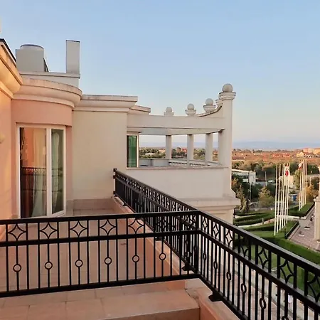 Private Penthouse With Seaview At Sunset Daire
