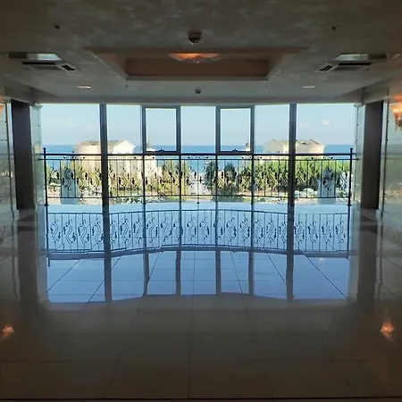 Private Penthouse With Seaview At Sunset Ahyolu